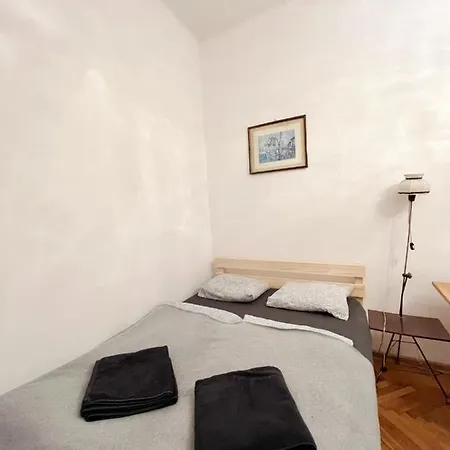 Cozy In Cracow Apartment *